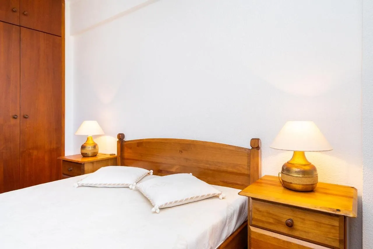 Whome | Vilamoura Sunny Apartment Quarteira