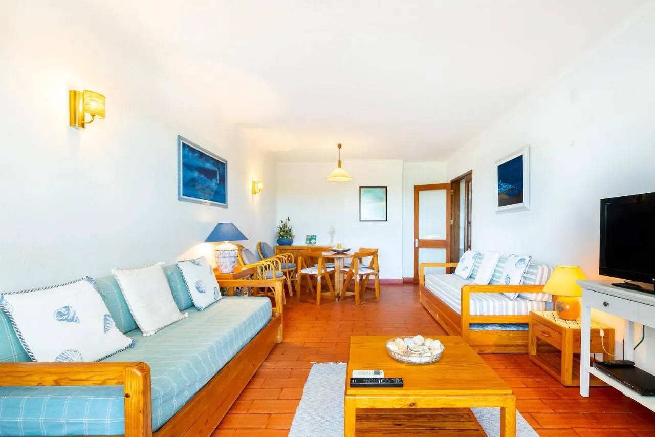 Whome | Vilamoura Sunny Apartment Quarteira